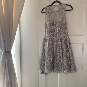 Le chateau cocktail dress